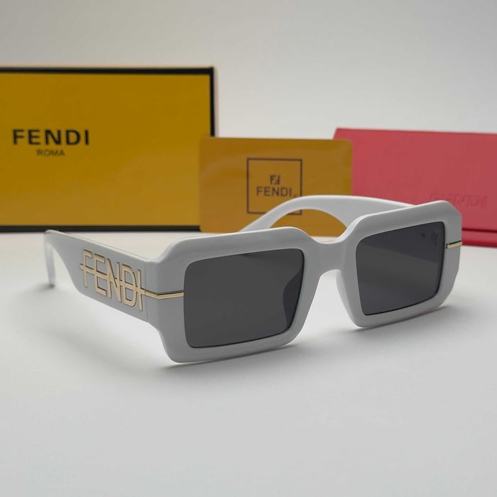 Слънчеви очила Fendi Bold Square Big Logo нови черно и бяло UV400 CE