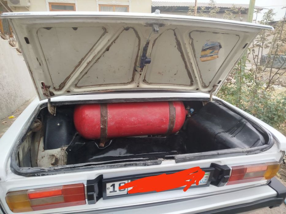 Ваз 2106,  1995 йилда ишлаб чикарилган