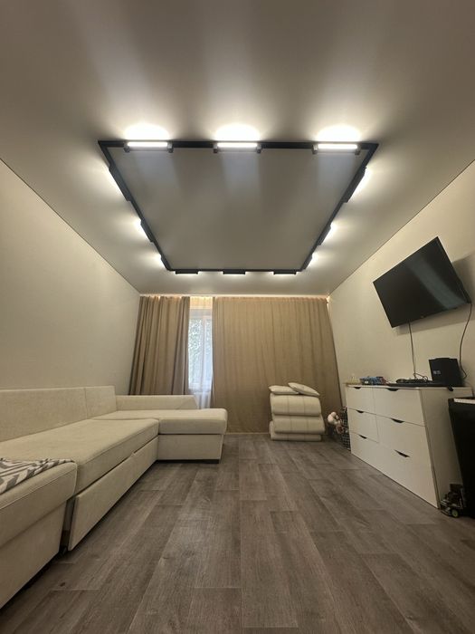 Продам 4 х комнатную квартиру