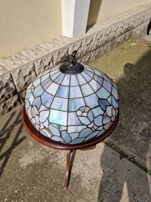 Прекрасна антикварна таванна лампа Тифани