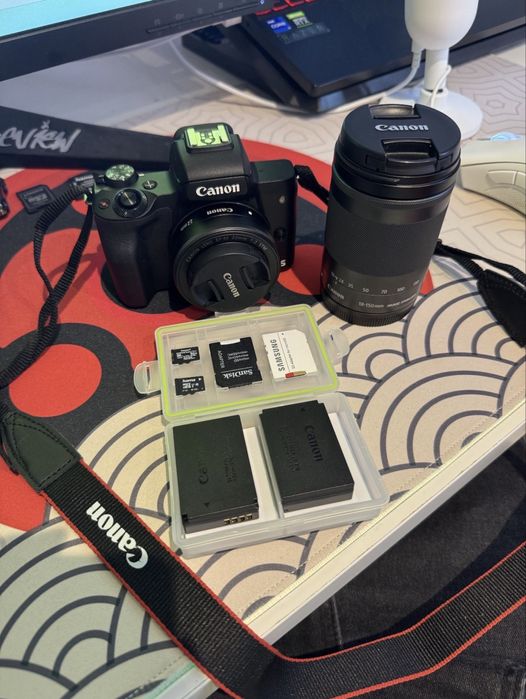 Aparat Mirrorless Canon EOS M50 Mark II - Stare Noua, Garantie eMAG