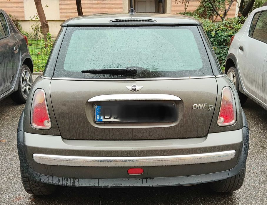 Vând Mini Cooper