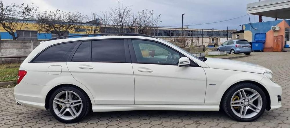 Mercedes C180 Turbo CGI AMG de fabrica