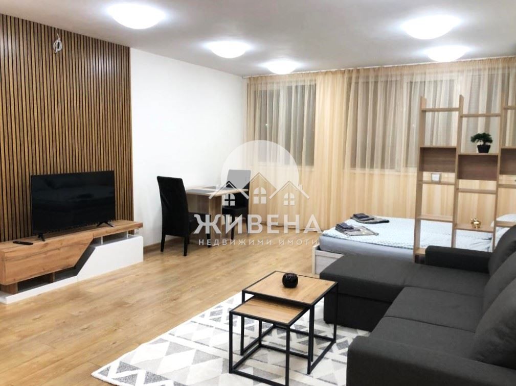 Дава се под наем Едностаен апартамент в Варна, ЖП Гара - 50 кв.м за 435 € - Снимка #1
