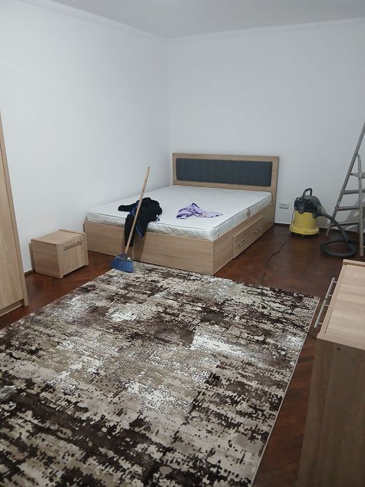 Închiriez apartament în Drăgășani , ultracentral, vedere superbă,