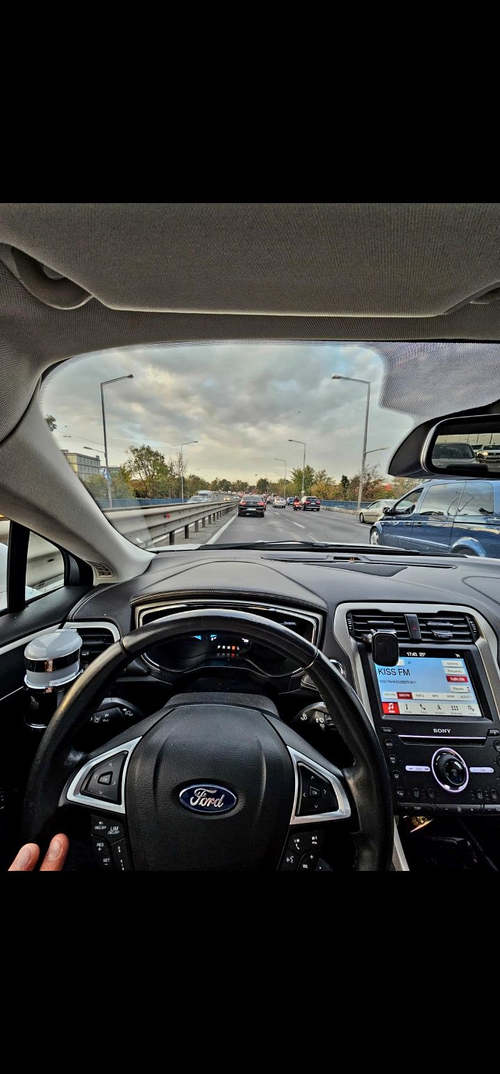 Ford mondeo vignale