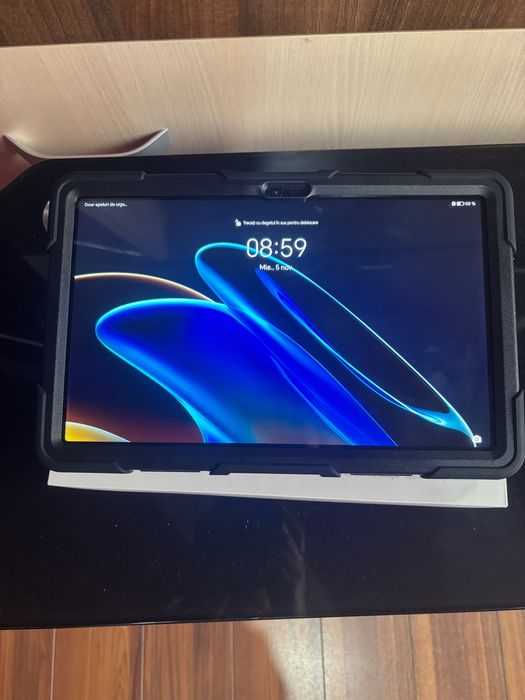 Vând tabletă Honor x9