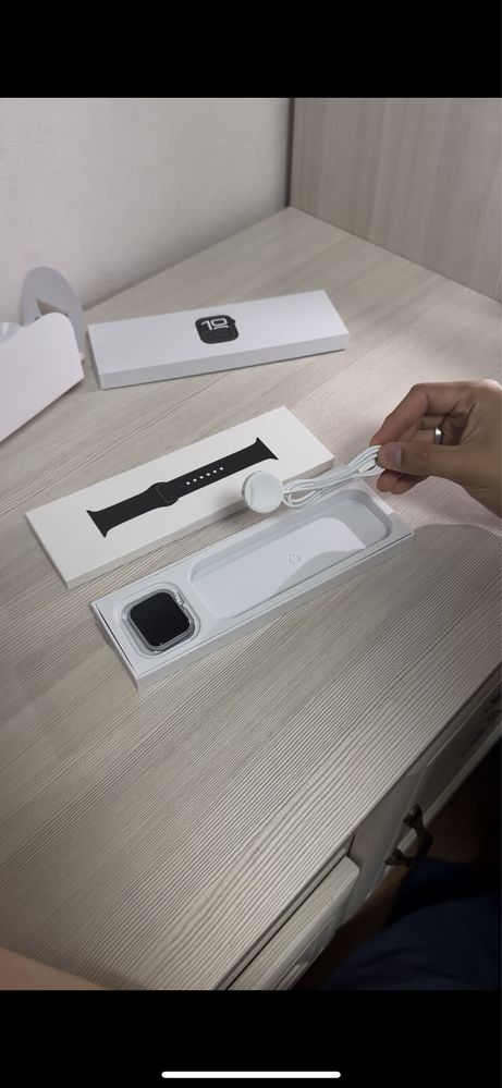 Apple Watch SE 10 новый в коробке