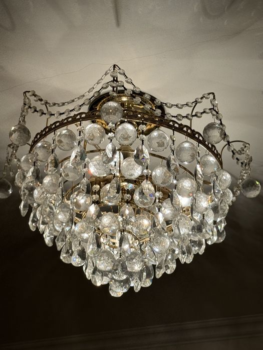 Продам люстру за 5 тыс