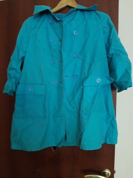 Детские пальто и куртки разные