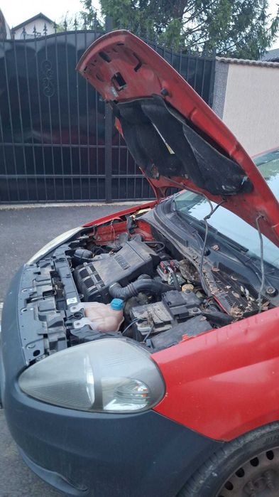 Fiat Grande Punto 2007, 1400cmc, 95 cp., cutie manuală 250 000km,