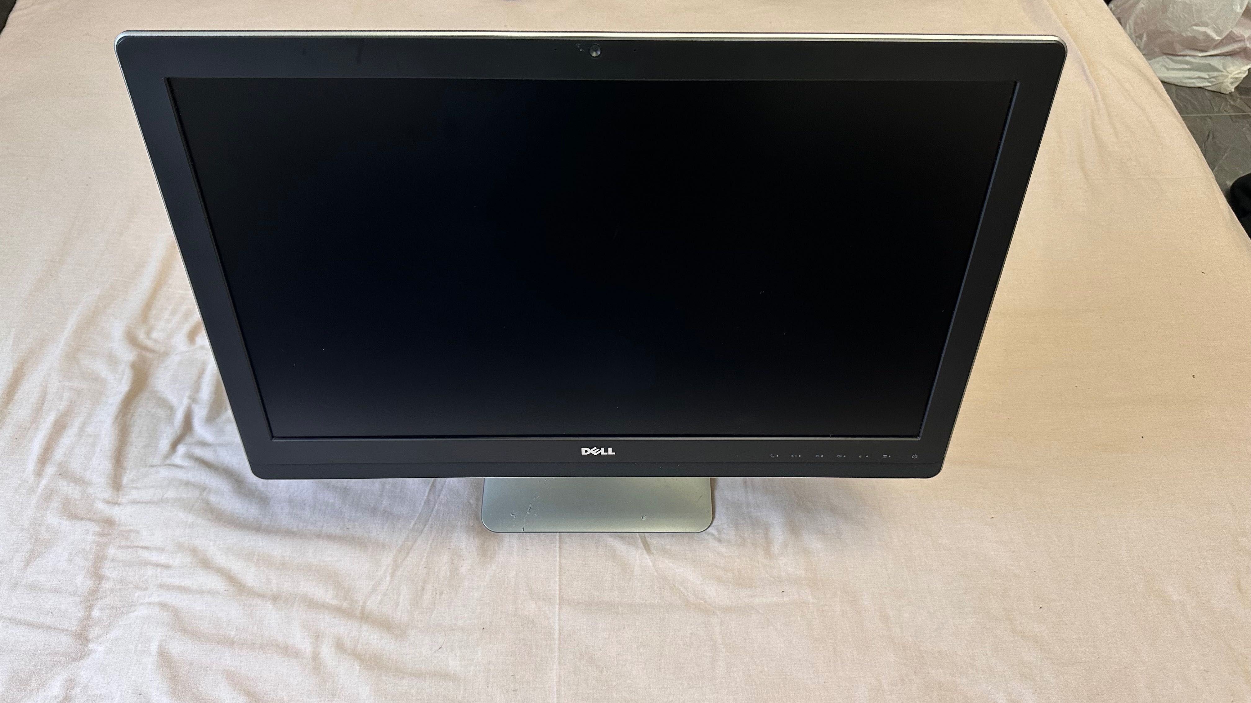 Монитор DELL UZ2315HF 23(58.42см)