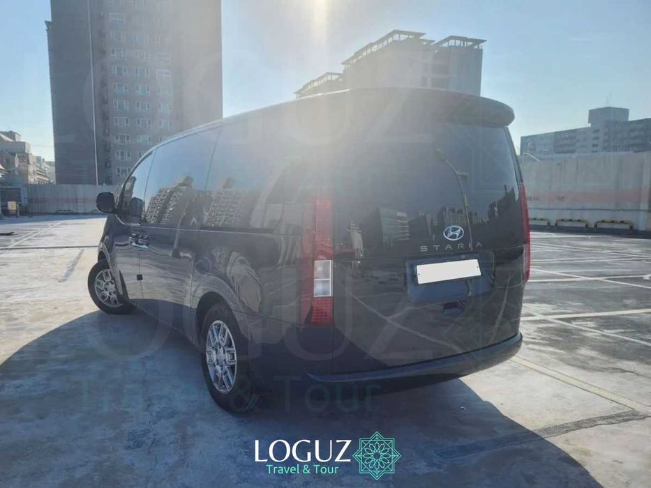 Hyundai Staria - comfortable minivan for trips across Uzbekistan 24/7