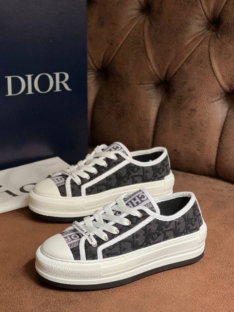 Adidasi Dior Noi !!! Marimi 36/40 !!!