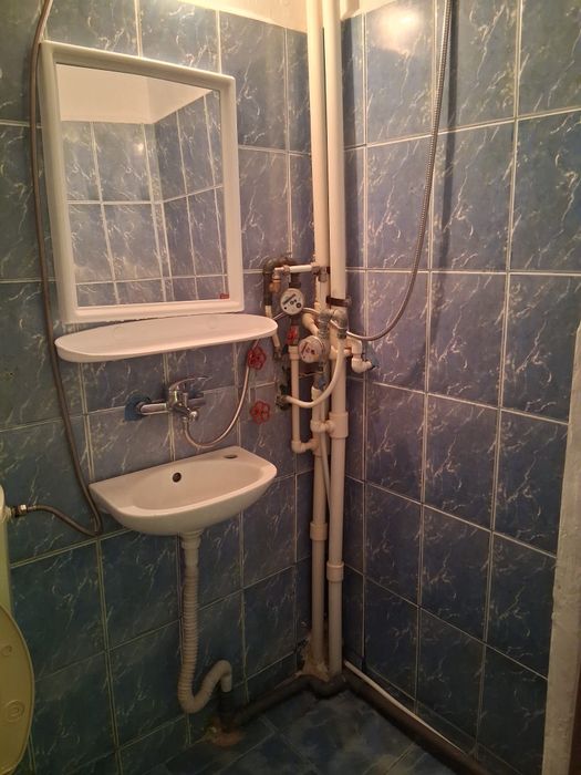 Închiriez apartament zona petrisor