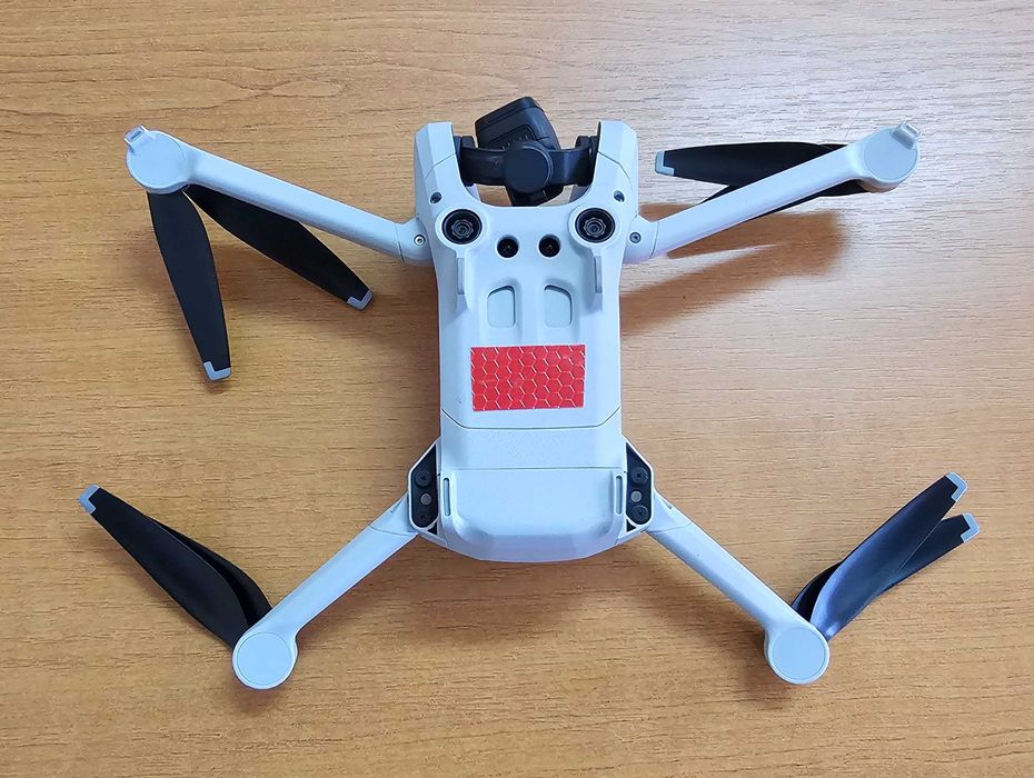 Dji mini 3 pro + geantă + 3 baterii + filtre ND + amplificator semnal