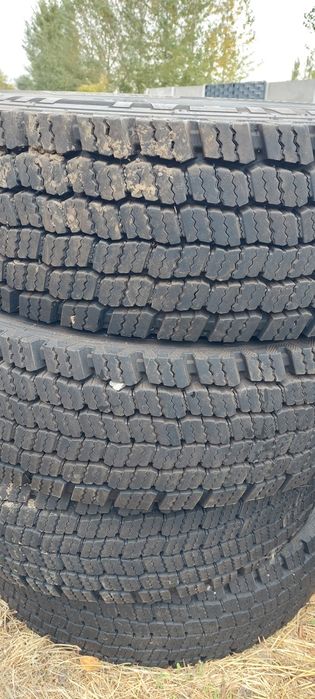 Vind anvelope de camion