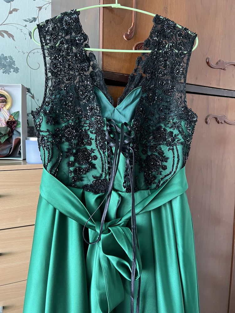 Rochie pentru evenimente speciale Evergreen