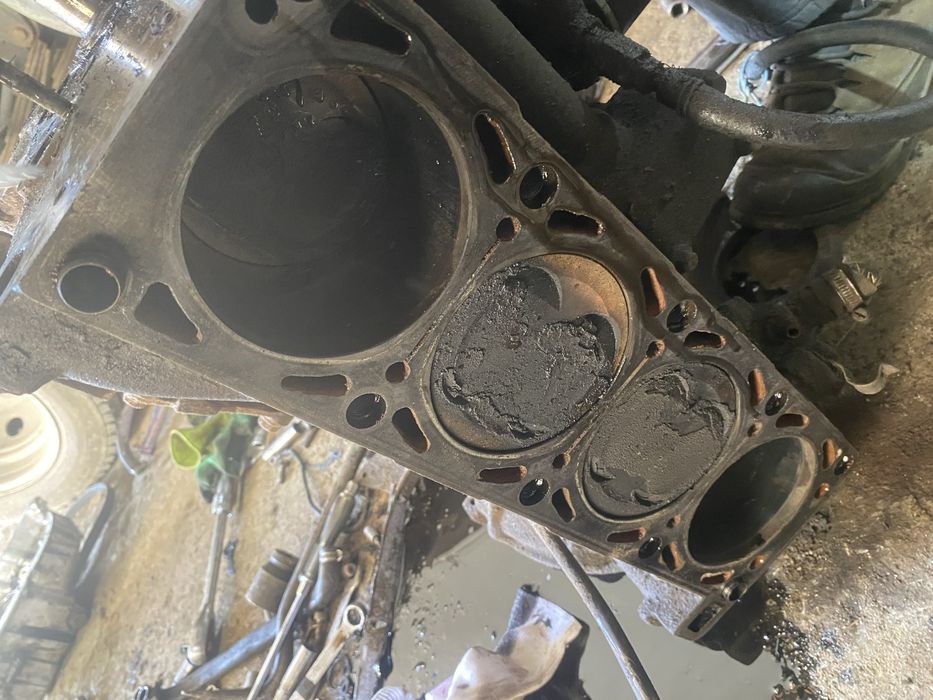 блок змз 405 с коленвалом поршнями