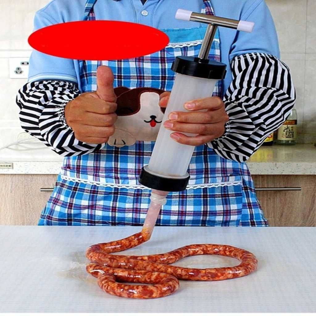 Механичен уред за пълнене на колбаси