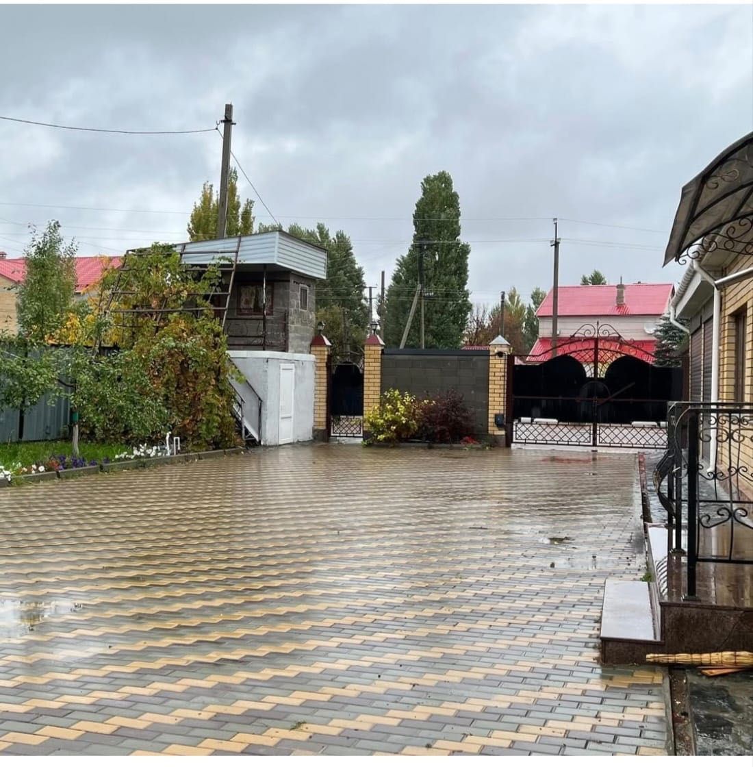 Продам коттедж в центре города, ул.Г.Жубановой 96а