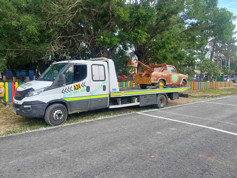 Tractari/Deblocari /Transport auto/Tractari Non Stop Servicii Macara