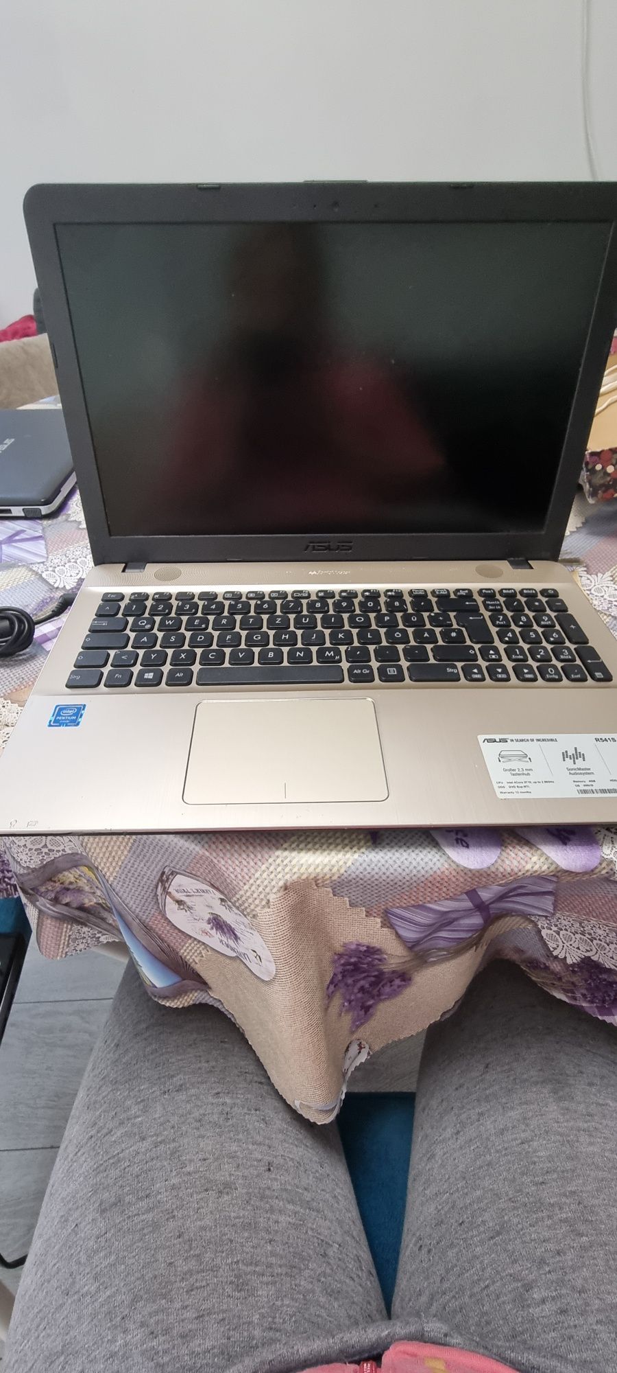 Лаптоп Asus Notebook R541S 15,6 за части