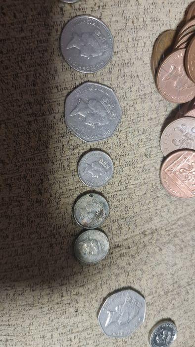 Monede vechi pentru colecție