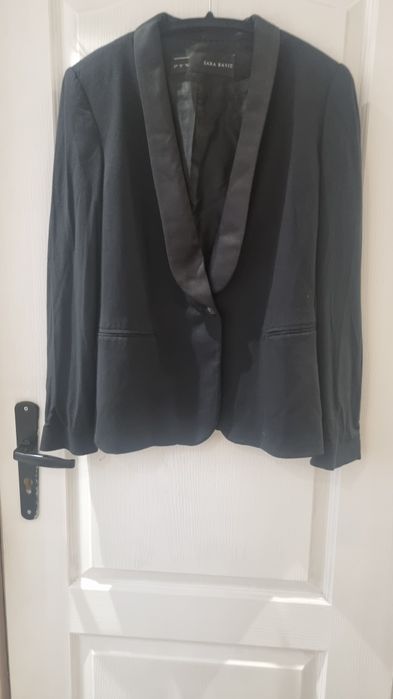 Дамско сако на Zara