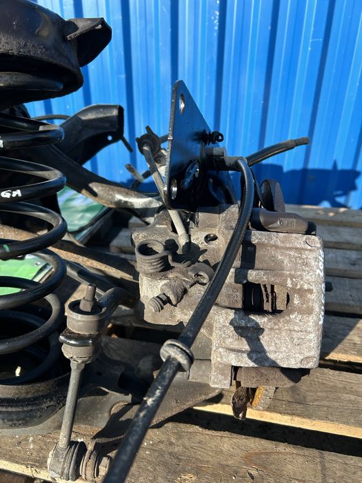 Arcuri spate stânga , dreapta Ford Kuga 4x4 2015