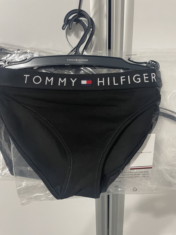 Tommy Hilfiger bikini negru marime M & L