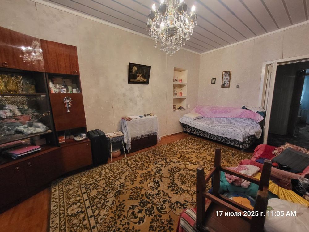 Продается 2 х комнатная Ахмад Югнакий Ттз 120 шкоола