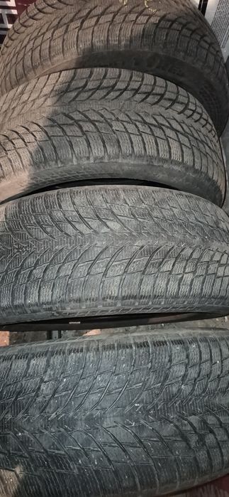 Зимни гуми Nokian Snowproof 215/50/17