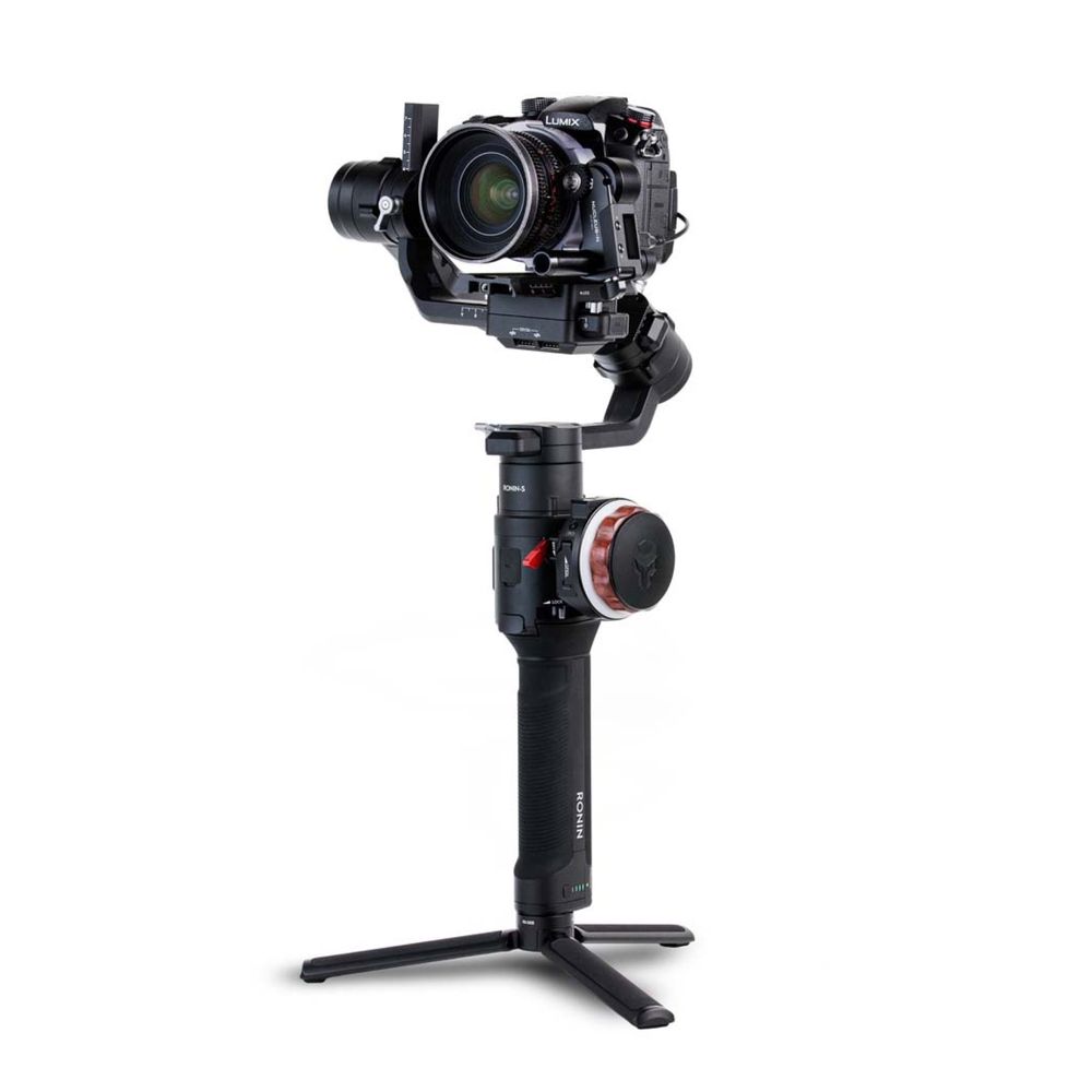 Безжичен следящ фокус. TILTA NUCLEUS NANO. follow focus. Ronin камера