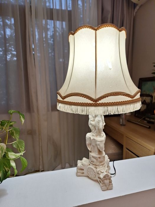 Lampa praf de marmura cu model inspiratie indiana
