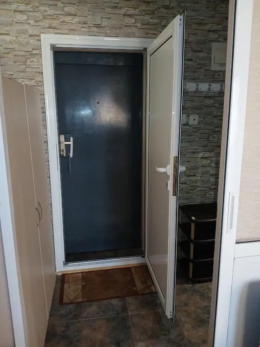 Дава се под наем Едностаен апартамент в Варна, Левски - 25 кв.м за 275 € - Снимка #10