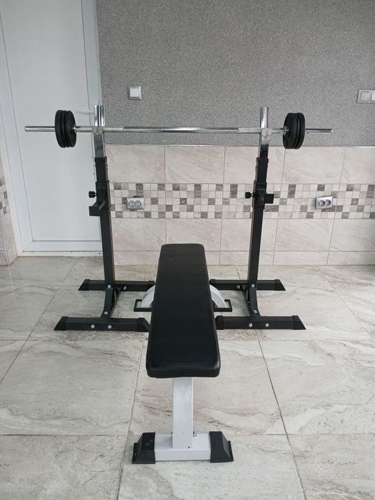 Лежанка с лост и тежести