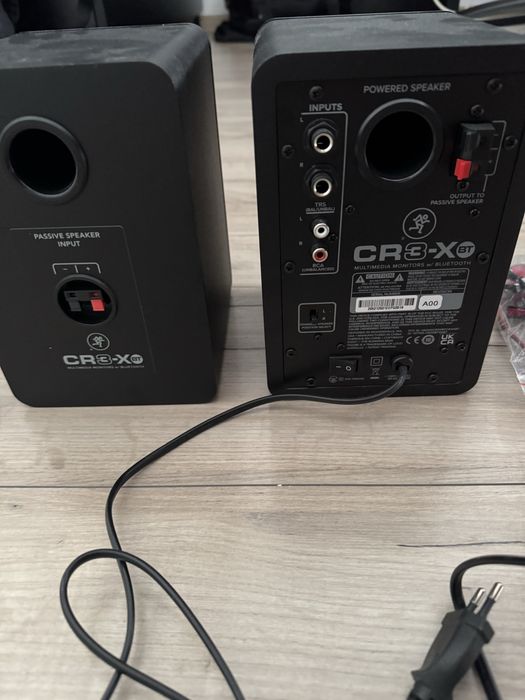Vand boxe Mackie CR3-X Cablu/bluetooth