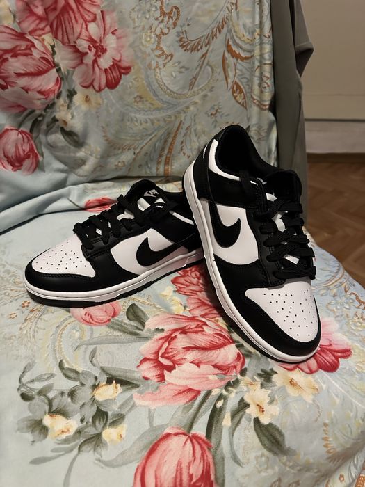 Adidasi Nike Noi originali de Dama