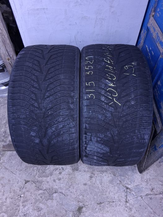 315 35 21 YOKOHAMA 2бр зимни