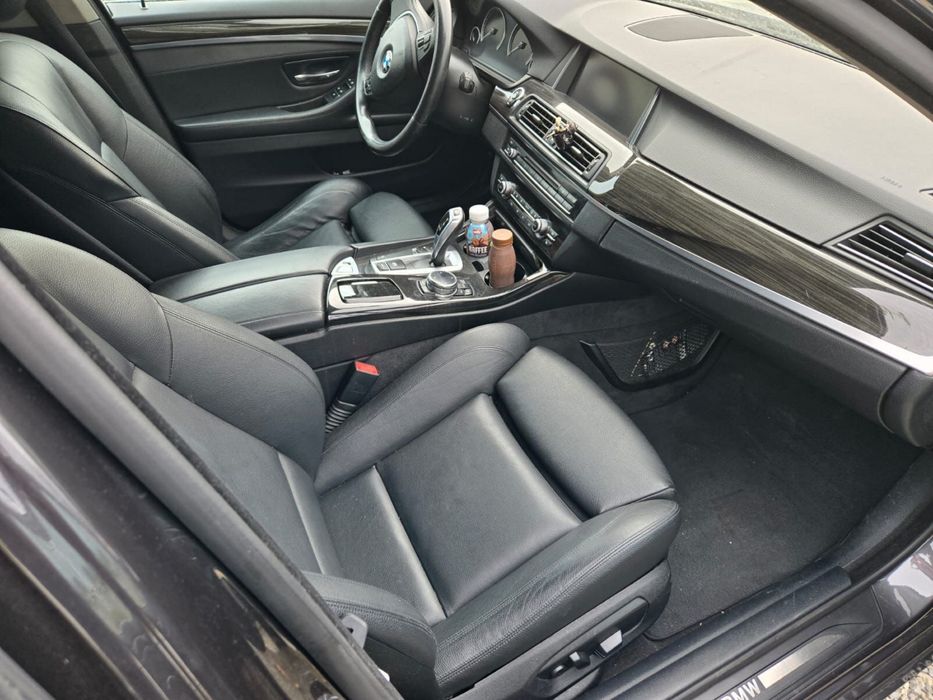 BMW 530d Luxury - motor stricat!!