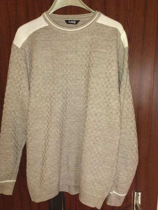 Мъжки пуловер  размер 3XL