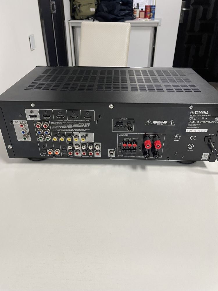 Receiver Yamaha RX-V373