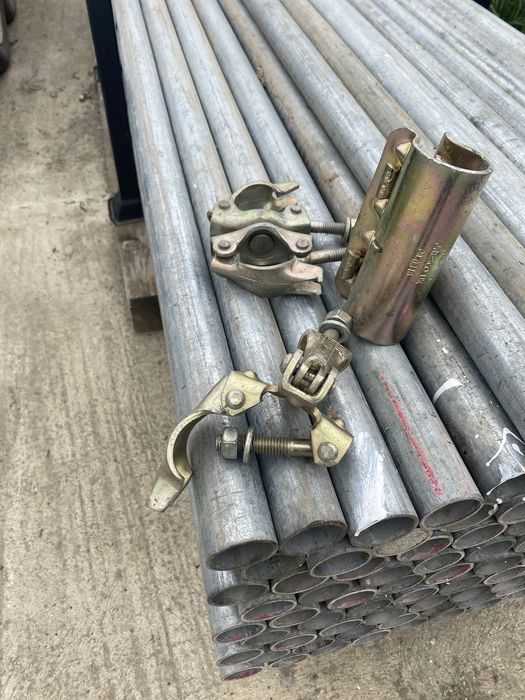 Vând tiavă 100% galvanizată si accesorii de prindere
