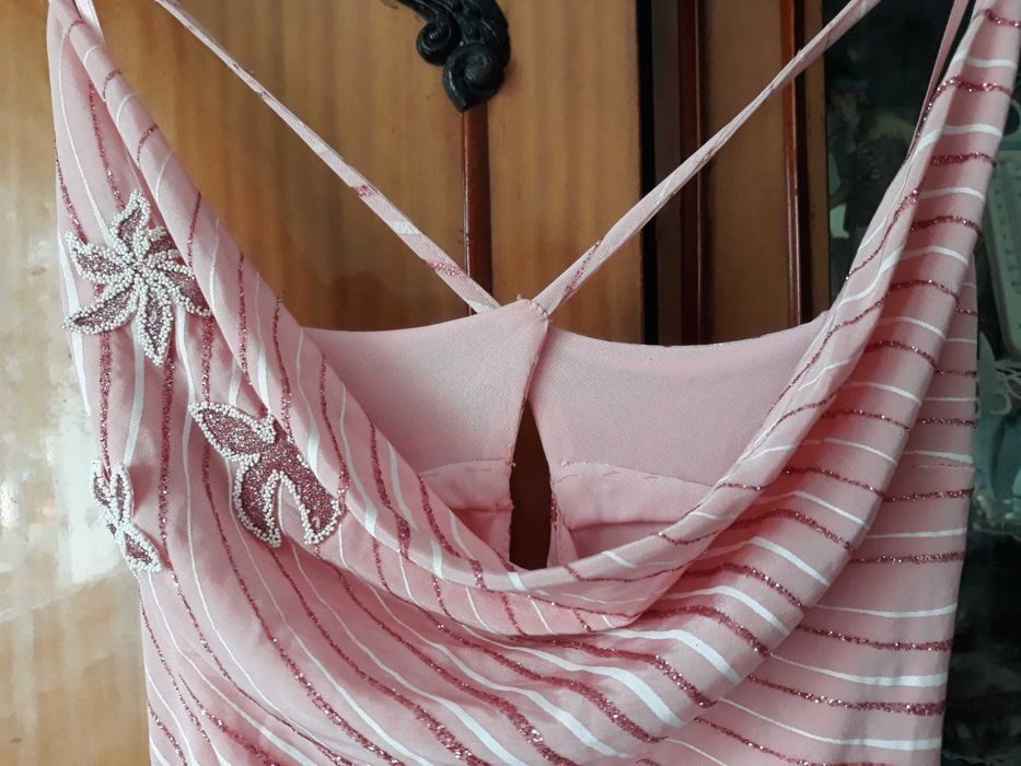 Rochie de ocazie roz cu putin sclipici