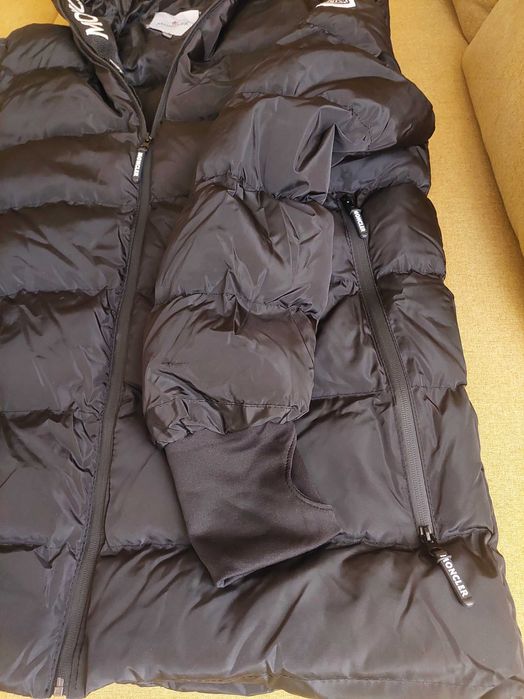 Мъжко зимно яке Moncler