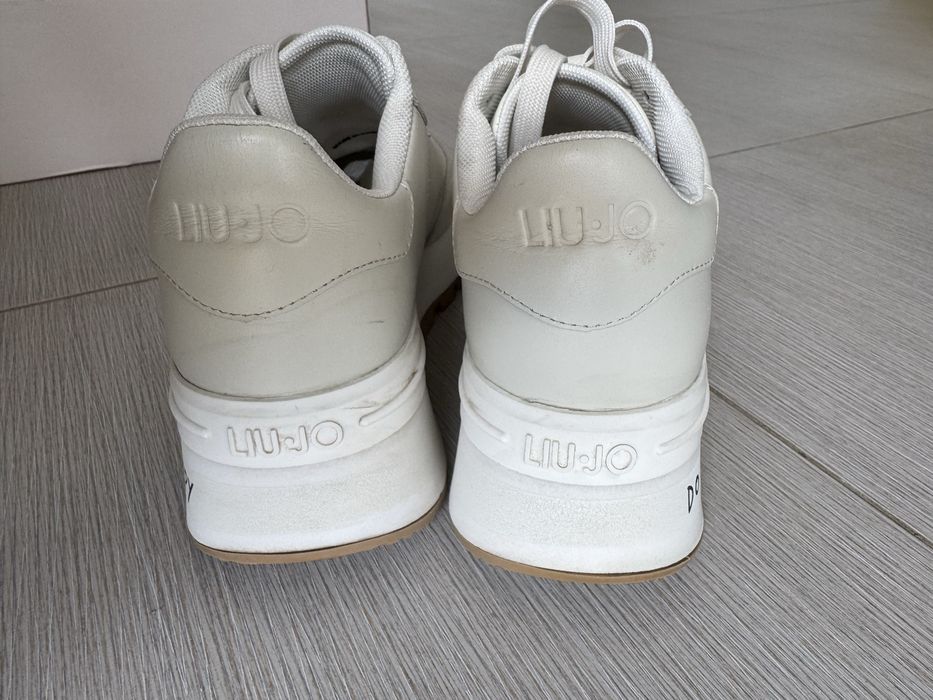 Сникърси Liu Jo слонова кост