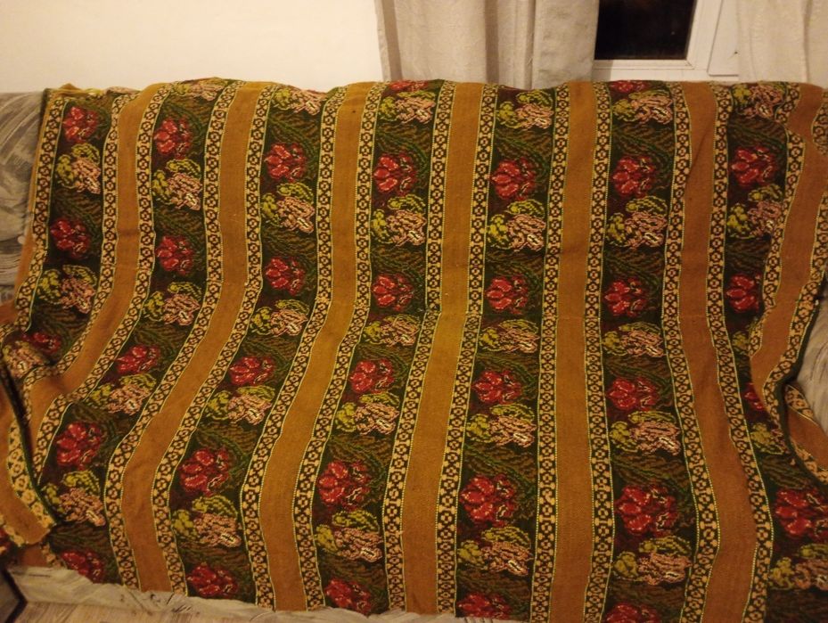 Vând Cuvertură țesută