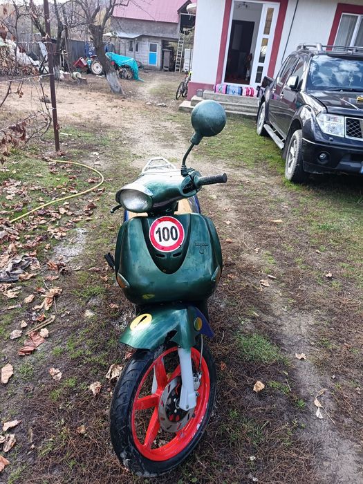 Vând sau schimb cuter de 125cc