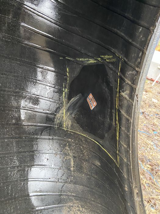 Vand cauciucuri 20.8R30 si 23.1/26